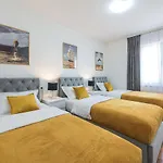 Bluesky Deluxe Apartment Free Parking