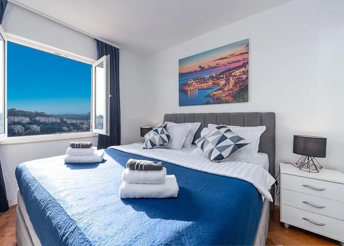 Bluesky Deluxe Apartment Free Parking
